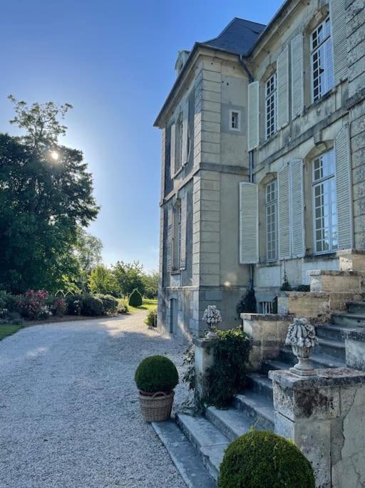Charming 18Th Century Chateau, Near Bayeux In Calvados, Normandie Livry  Eksteriør bilde