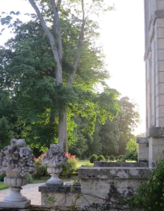 Charming 18Th Century Chateau, Near Bayeux In Calvados, Normandie Livry  Eksteriør bilde
