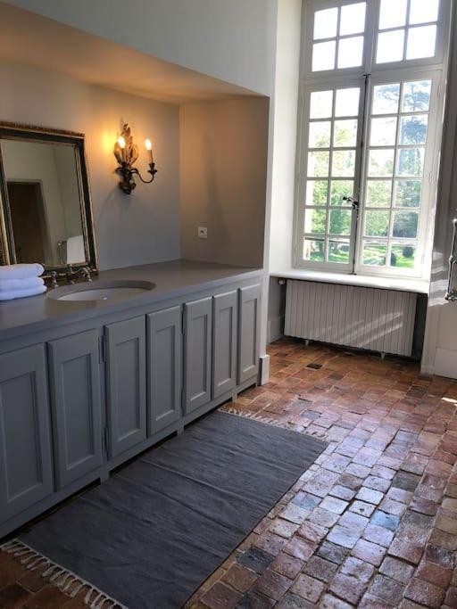 Charming 18Th Century Chateau, Near Bayeux In Calvados, Normandie Livry  Eksteriør bilde